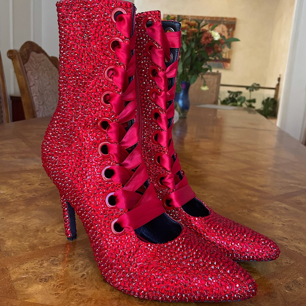 RED CRYSTAL BLING LACE UP HEELS SIZE 10